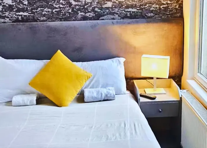 Pitchside Rooms Near Anfield Liverpool